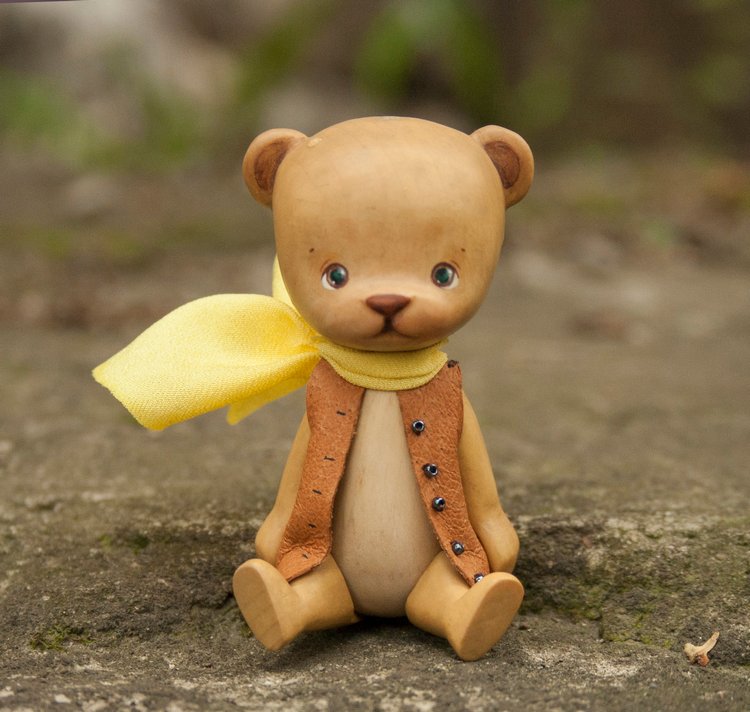 Деревянный мишка авиатор — Авторские игрушки из дерева: резьба
