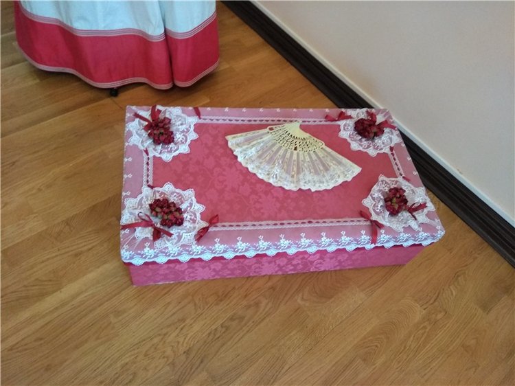 Выставка костюмов к фильму " Матильда", часть 2