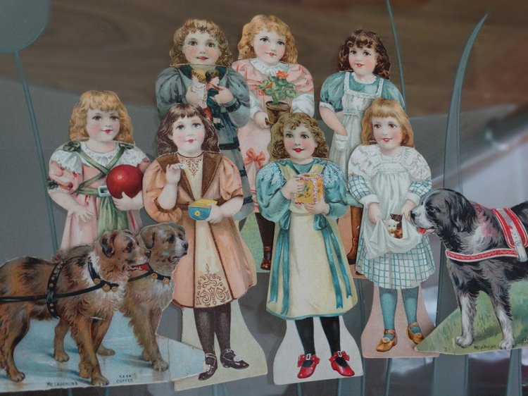 Очень маленькая кукло-встреча. Или ода бумажным куклам