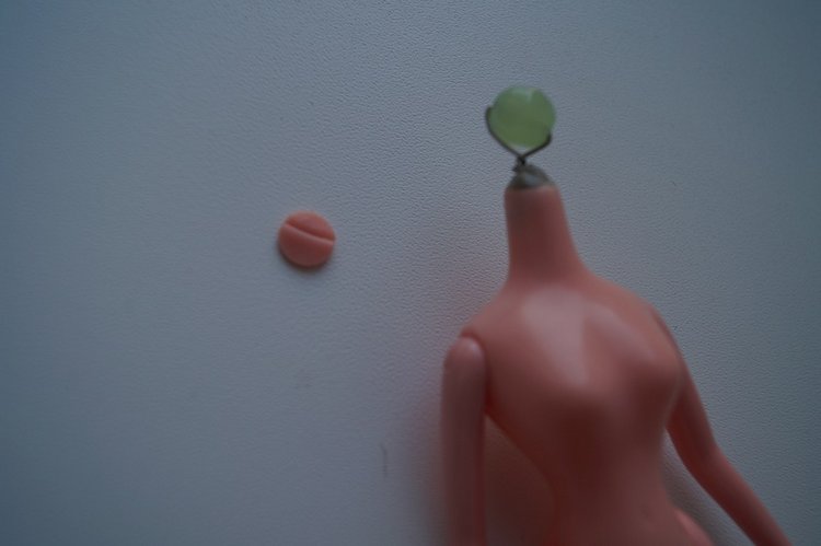 Первая июльская выписка. Две разные поломки шейного крепления - исправляем. Санаторий для кукол. И новые пациенты