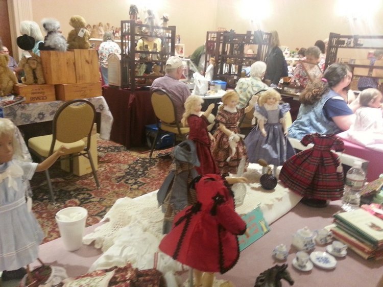 Очередная выставка кукол | Бэйбики Очередная выставка кукол — Выставки кукол и мишек Тедди: фоторепортажи