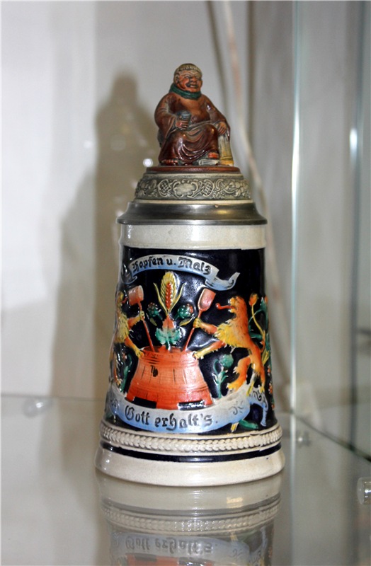 Выставка "Хрупкий мир фарфора", Старицкий краеведческий музей