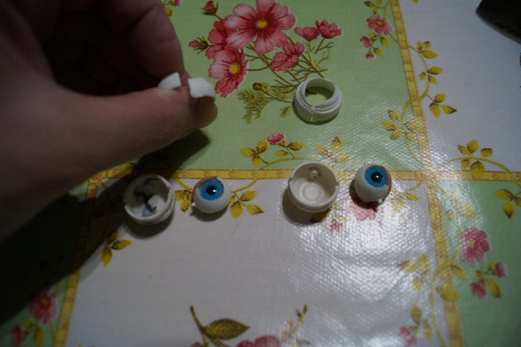 Вы любите топики про лечение кукол? Тогда вам сюда