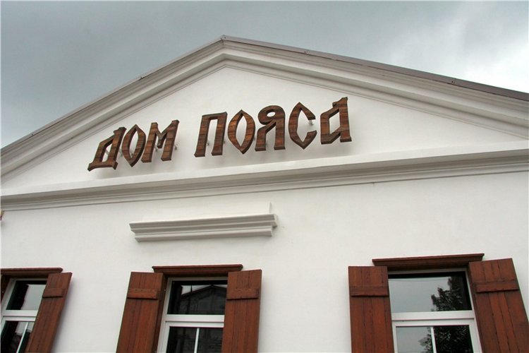 У Новогодней Ёлочки — Новый год и Рождество: праздничные фото кукол (фото 3)