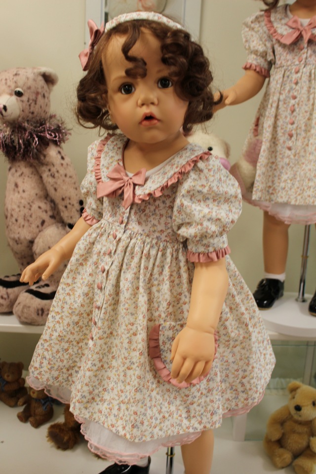 Рождественская встреча в магазине/клубе коллекционных кукол (фото 7)