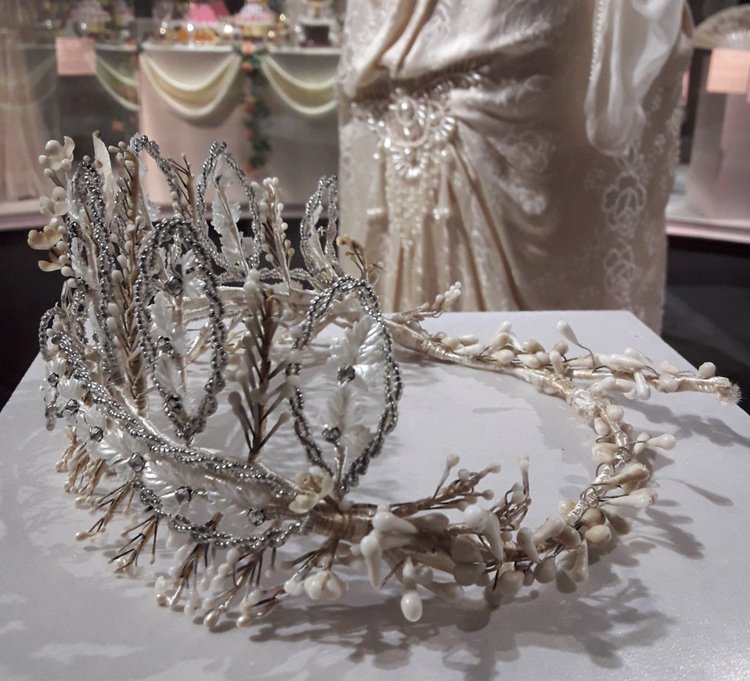 Выставка "Узоры свадьбы кружевной". Зал 2 | Бэйбики Выставка "Узоры свадьбы кружевной". Зал 2