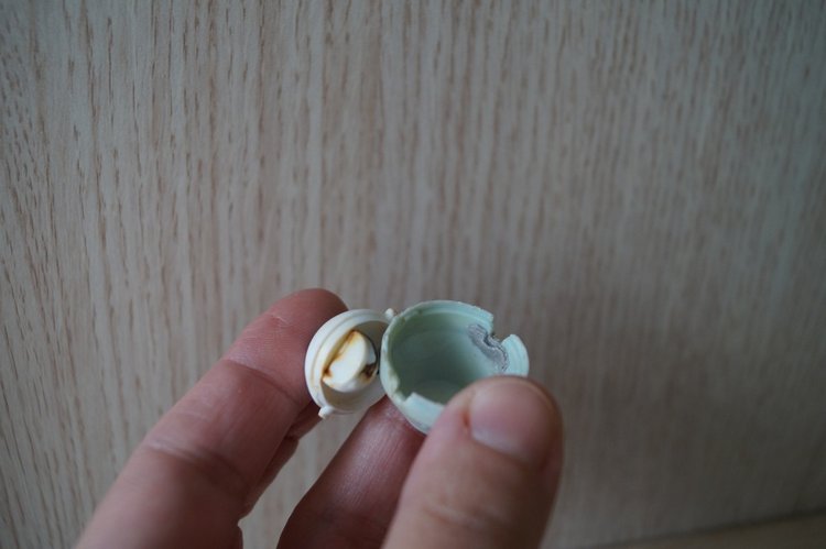 Вторая майская выписка: спасаю ангела. Варить или не варить покрашенный пластик? Реанимация брошенок