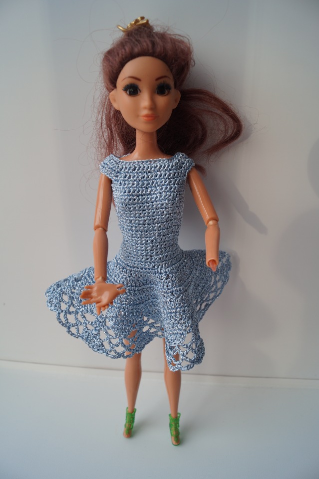 Третья выписка ноября. Лечим перелом колена, ставим донорские ручки. Анжелочка выздоровела + история-воспоминание о детском