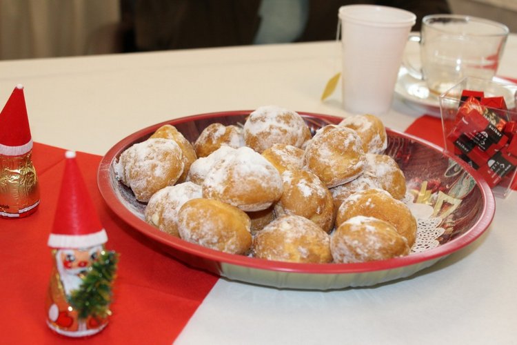 Рождественская встреча в магазине/клубе коллекционных кукол