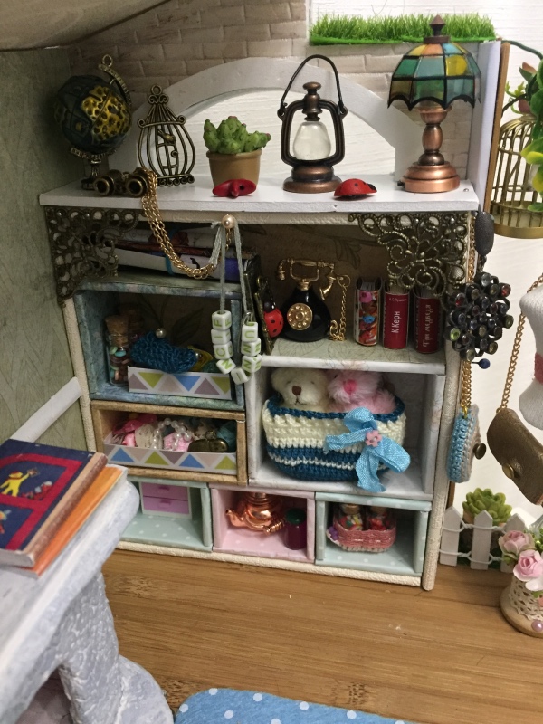 Дом швеи-вязальщицы — Румбоксы и кукольные интерьеры: фото