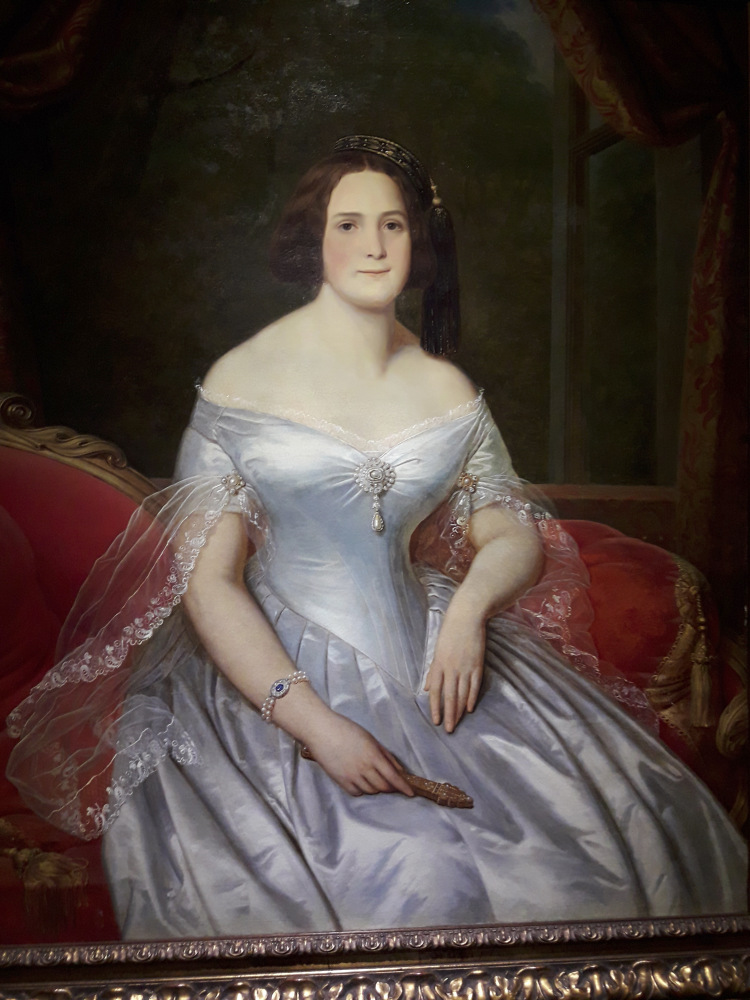 Выставка "Узоры свадьбы кружевной". Зал 2 | Бэйбики Выставка "Узоры свадьбы кружевной". Зал 2