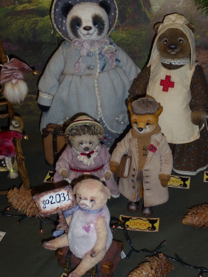 X Юбилейная выставка - Искусство Куклы (Гостиный Двор - 2019) - ЁЖИКИ и СОВУШКИ