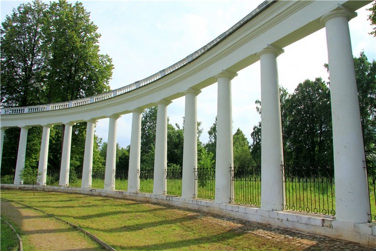 Путешествие Виолы в Усадьбу Знаменское-Раёк