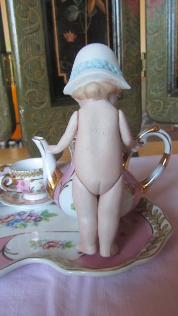 Крошка с ладошку. Осторожно! фото НЮД: 18+ - много, 6+ - в самый раз (фото 8)