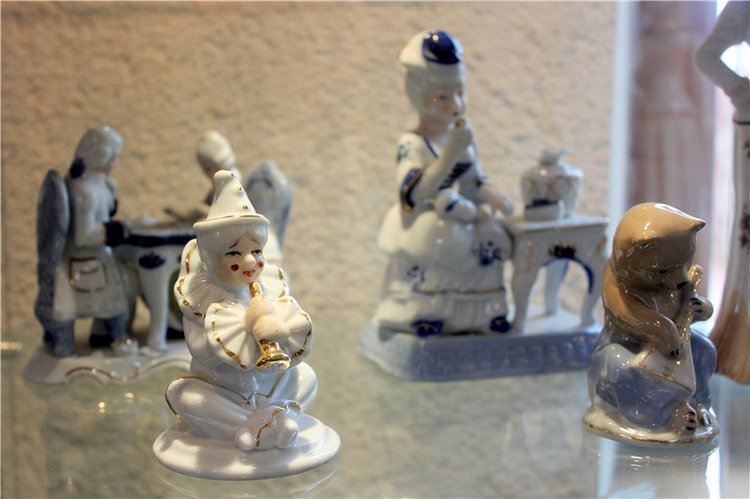 Старица, Музей фарфора — Фарфоровые статуэтки и фигурки: винтаж