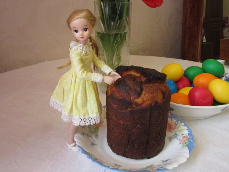 Пасхальный цыплёнок по имени Хелена