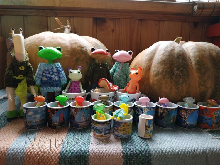 Миссис Бэйбики. Царевна - лягушка. Визитная карточка