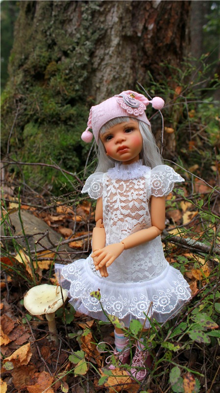 Имани. Прогулка в осенний лес. Mini Imani от Kaye Wiggs