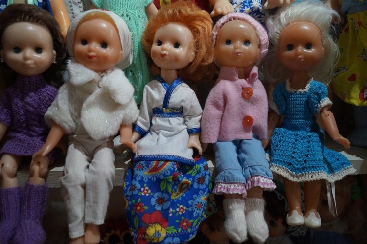 Вторая июньская выписка. Одни девочки! Кукла-загадка от Энергосбыта разгадана