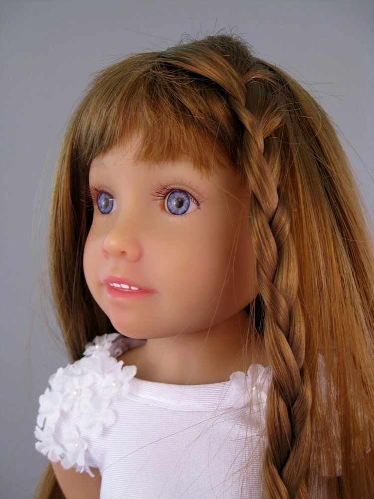 Кидзы в лицах. Куклы 2012 года