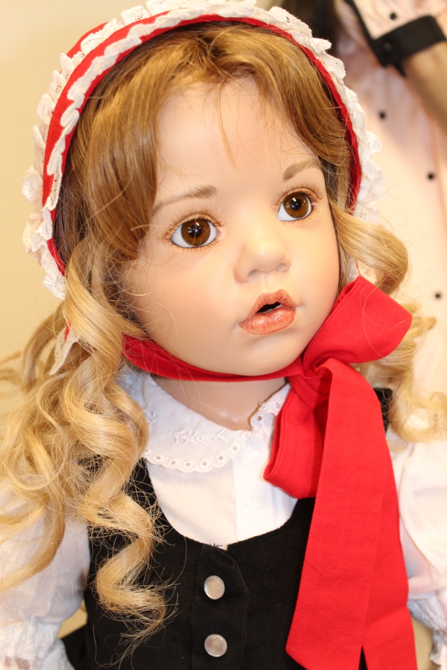 Летняя встреча в магазине и выбор кукол. Часть вторая - Красная шапочка. ОПРОСНИК