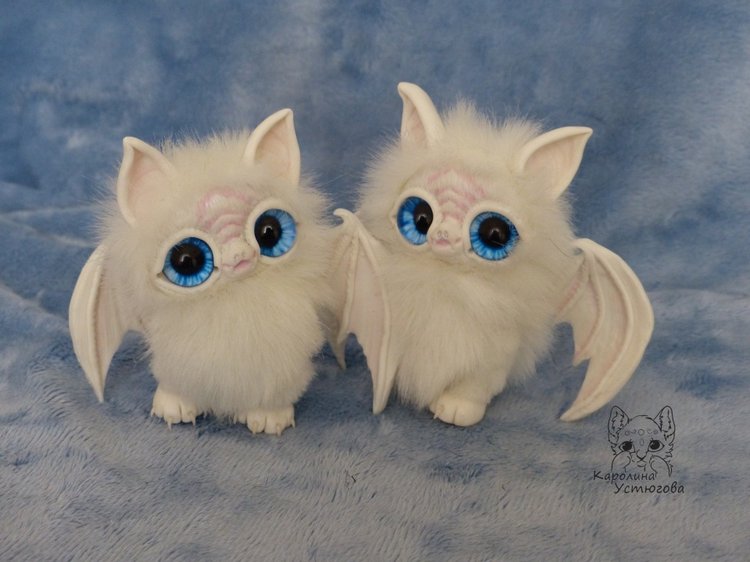 Белые летучие мышки — Игрушки в смешанной технике (мех и глина): Арт (фото 2)
