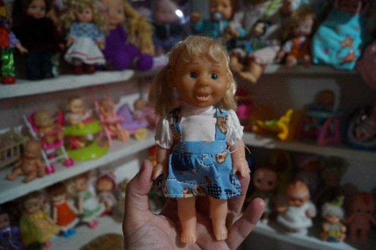 Куклы с разным состояние здоровья долго стояли в очередь у дверей кукольной лечебницы | Бэйбики Куклы с разным состояние здоровья долго стояли в очередь у дверей кукольной лечебницы