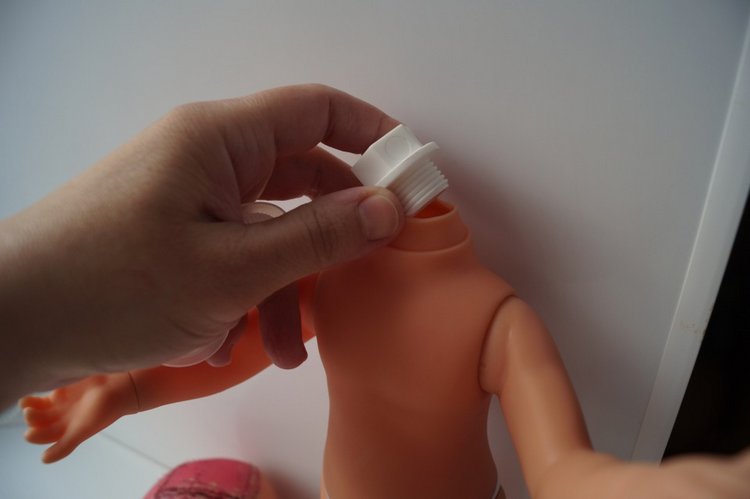 Первая апрельская выписка. Как вылечить шею за три рубля. Флокировка в домашних условиях