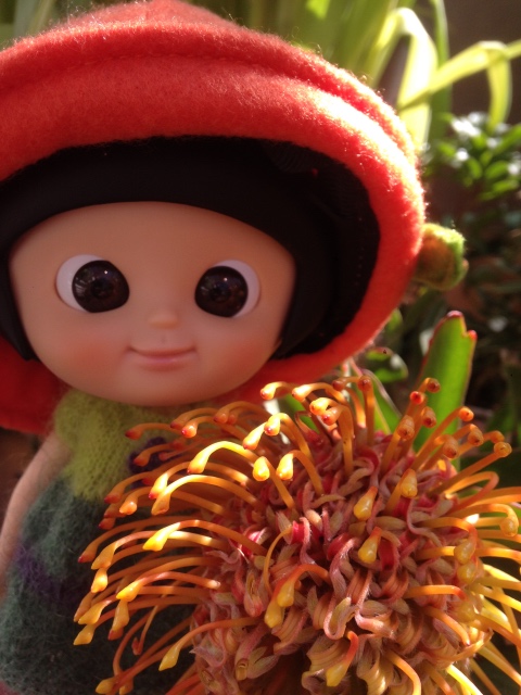 Яркие весенние краски и позитивный Mui-chan