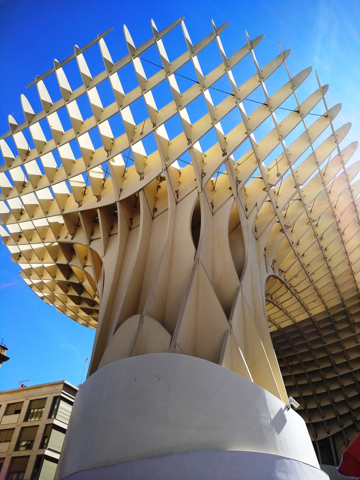 Тайна моего имени. Часть 8. Продолжение. Испания, Севилья. Удивительные вещи