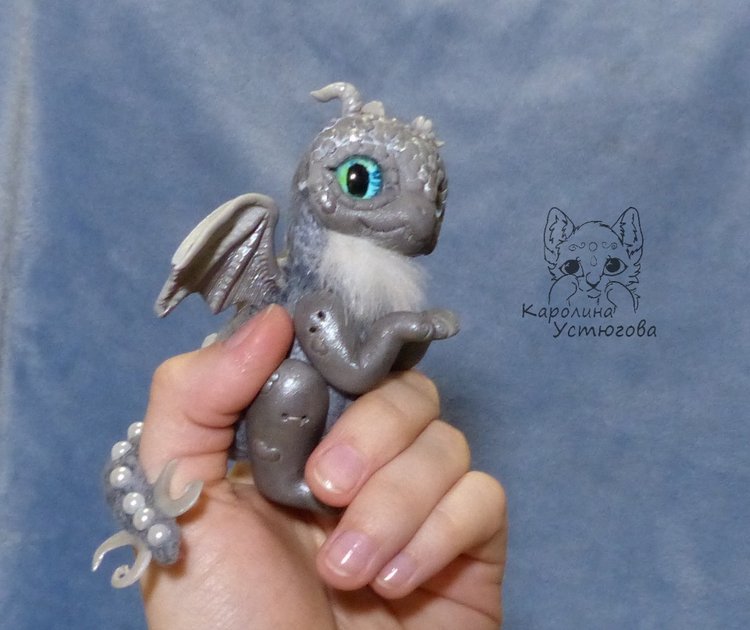 Серый дракон — Игрушки в смешанной технике (мех и глина): Арт