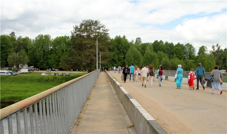 "Троицкие гуляния" в Василёво, 2017 год. Архитектурно-этнографический музей под открытым небом "Василёво" (фото 2)