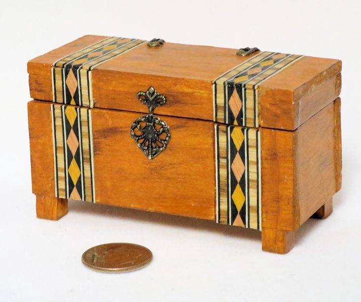 Aunt Ellie's Miniatures - небольшой обзор миниатюры - часть 2