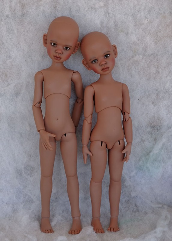 Новости о Сиенне кофе тан и о Имани в размере 30см (Kaye Wiggs)