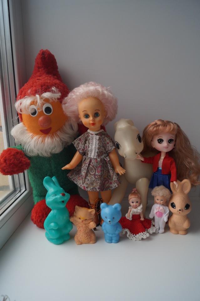 Четвёртая апрельская выписка. Варим покусы ног, варим пластик, красим резиновую голову