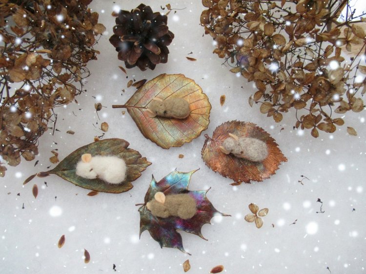 В ожидании чуда. Стеклянные шары и другая миниатюра