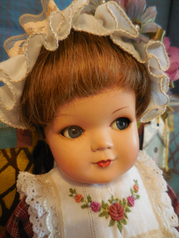 Юная фройляйн и непослушные косички