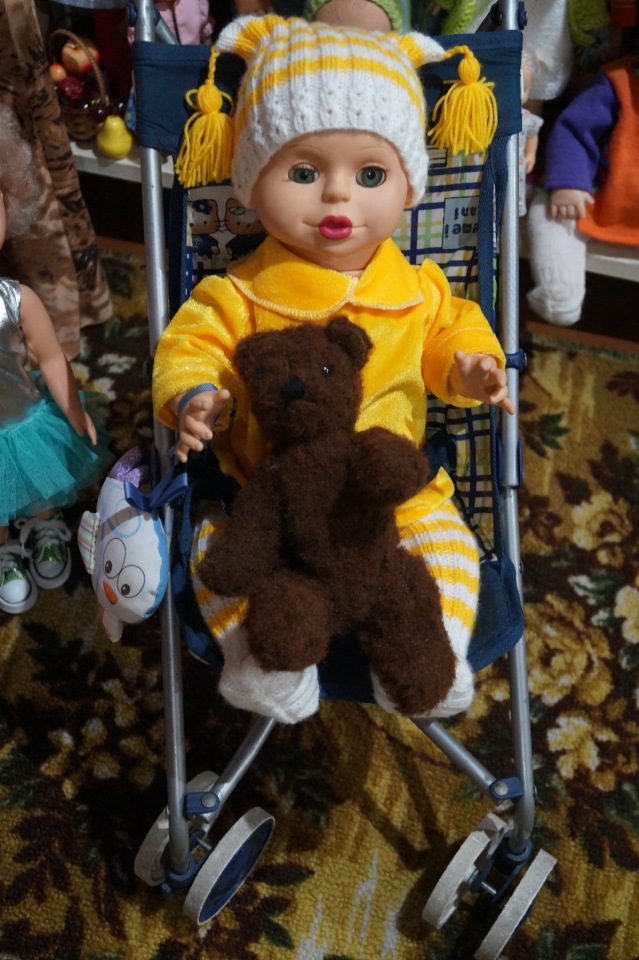 Первая октябрьская выписка. Воссоединение головы и тела. Парикмахерские услуги. Базирон+солнце