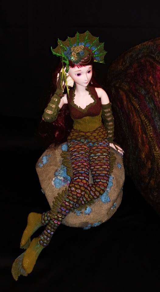 Всё в этом мире связано - даже камни... Русалочка (фото 7)