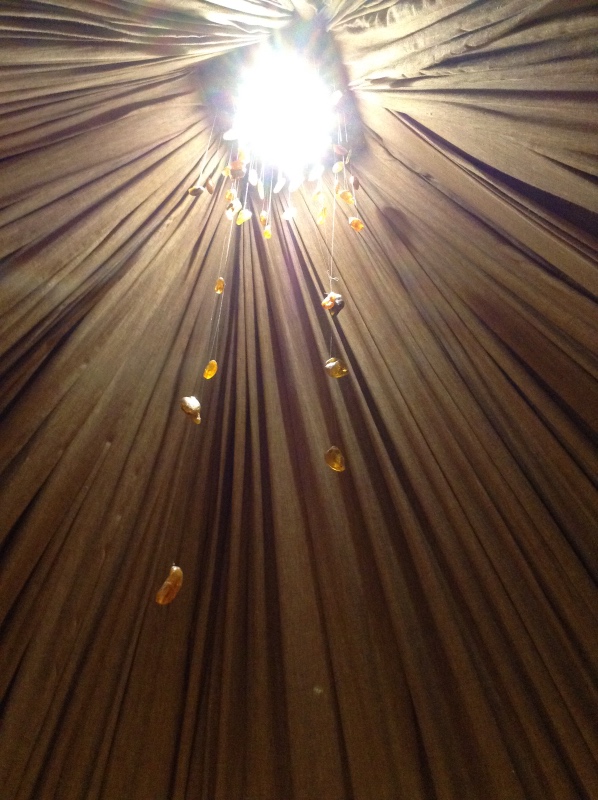 Милая сердцу Божедомка. Ч.5. Выставка "Парк янтарного периода". "Слезы Гелиад". "Янтарь и куклы"