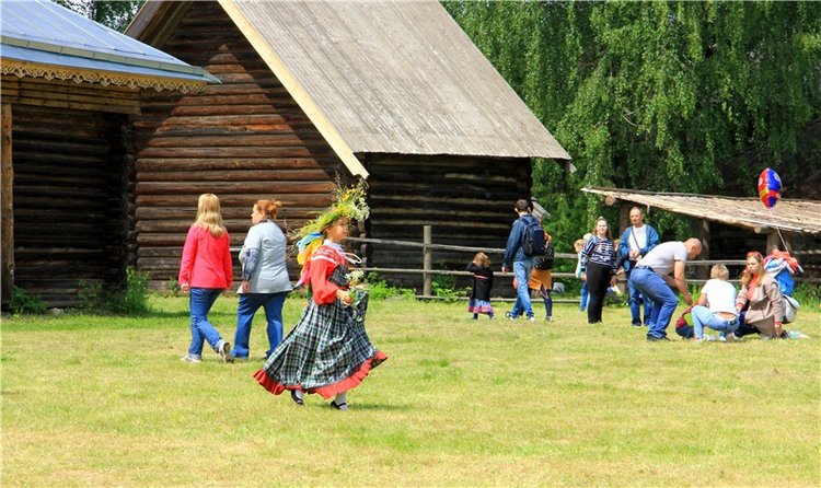 "Троицкие гуляния" в Василёво, 2018 год. Архитектурно-этнографический музей под открытым небом Василёво