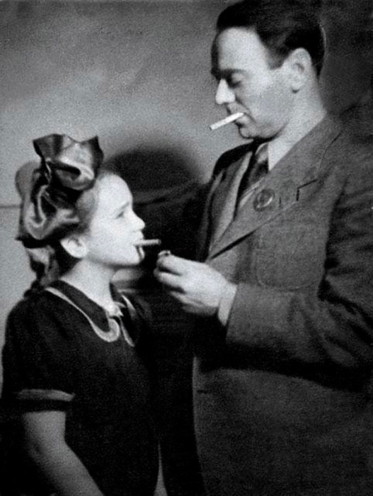 Раба театра — Культура