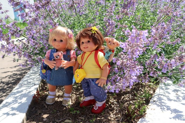 Вместе весело гулять по... Тарусе. Вихтели Линка и Алёнка