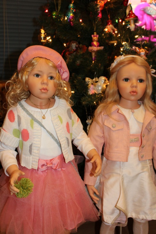 Новогодняя елка с моими куклами от Hildegard Gunzel