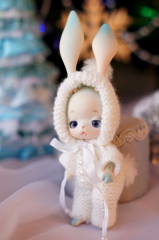 Зайка беленький под елочкой сидел... Dollzone Rabbit Senna (фото 7)