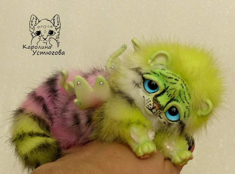 Ахисмио Тигровый — Игрушки в смешанной технике (мех и глина): Арт