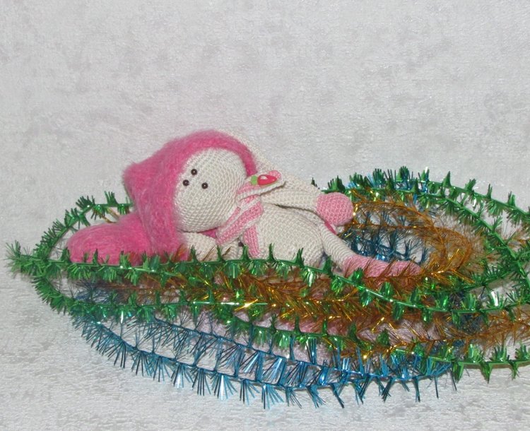 Авторская вязаная игрушка (амигуруми): Зая - недотрога (фото 7)