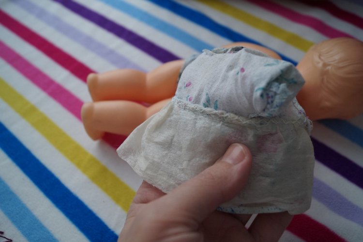 Леночка в сумочке — Игрушки СССР и советского детства: резиновые (фото 9)