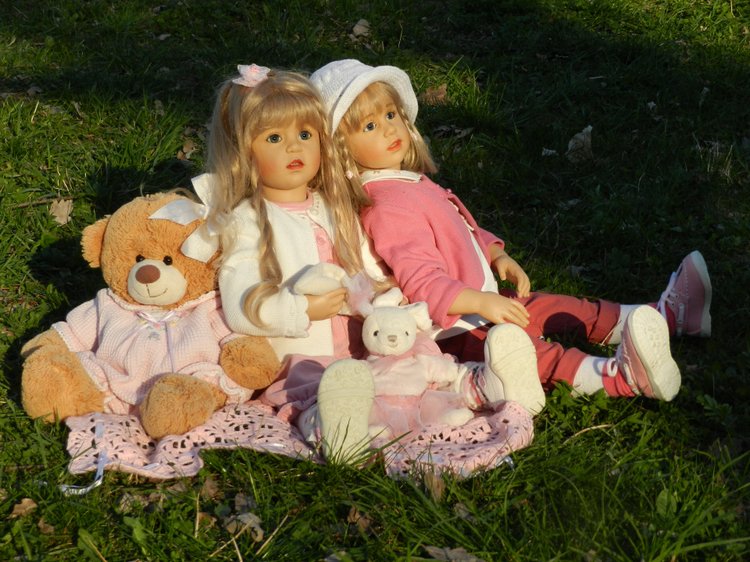 Прогулка подружек тёплым вечерком (фото 10)