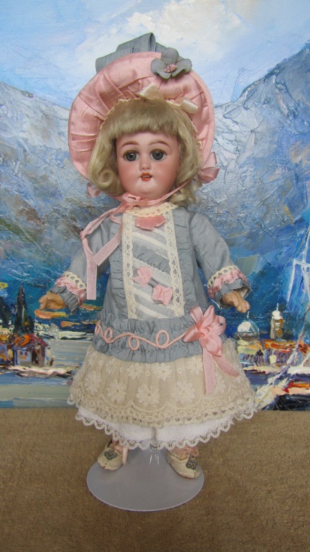 Ко мне приехало(а) новенькое(ая), нет не кукла - платье (фото 2)